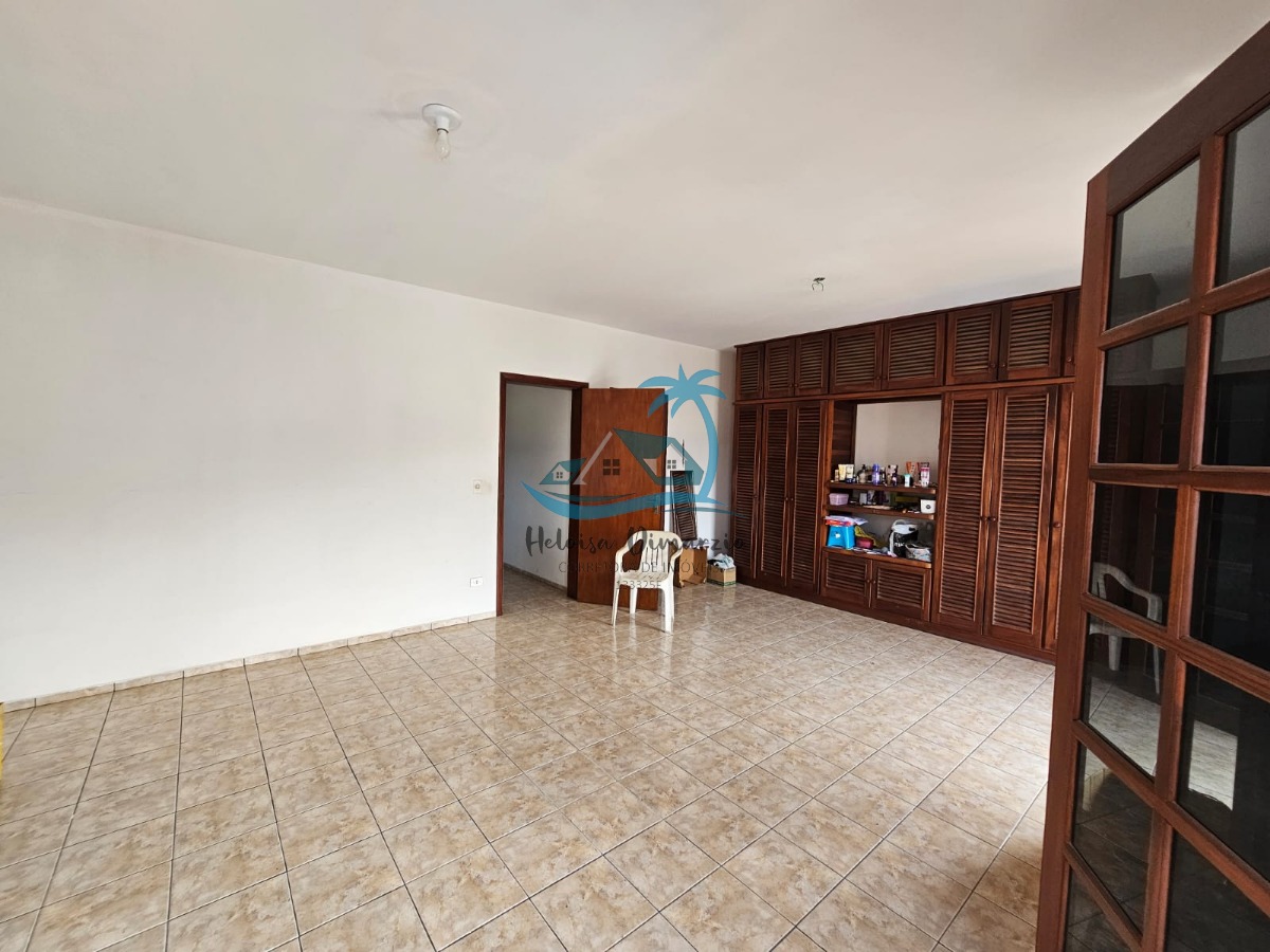 Casa à venda com 4 quartos, 215m² - Foto 28